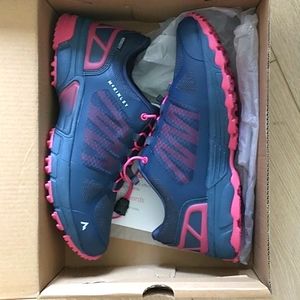 McKinley Hiking shoes Womens